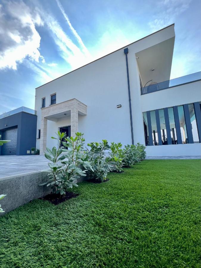 Villa Mila Врси Екстер'єр фото